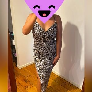 (🌸 3 for $20) Floral fitted tie front midi dress